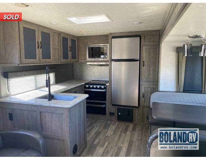 2021 Vibe 26RK Travel Trailer at Boland RV STOCK# TP9603A Photo 6