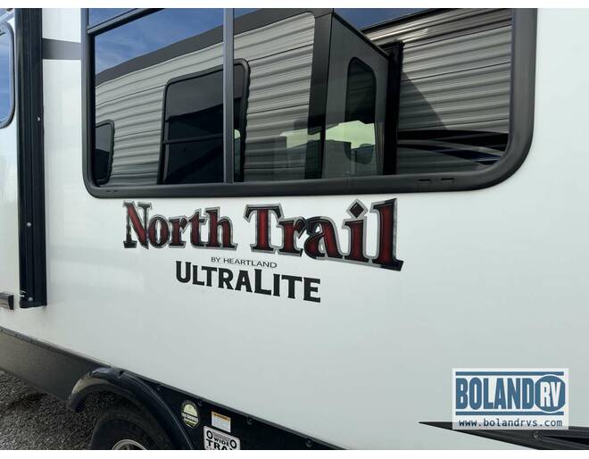 2018 Heartland North Trail Ultra-Lite 28RKDS Travel Trailer at Boland RV STOCK# TP9548A Photo 4