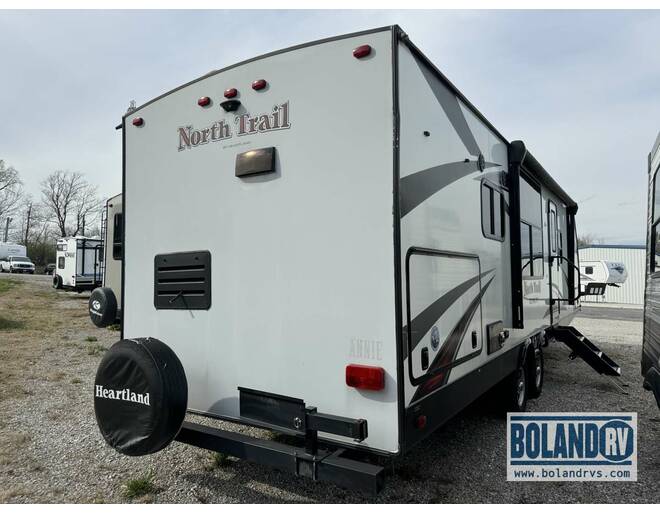 2018 Heartland North Trail Ultra-Lite 28RKDS Travel Trailer at Boland RV STOCK# TP9548A Photo 5